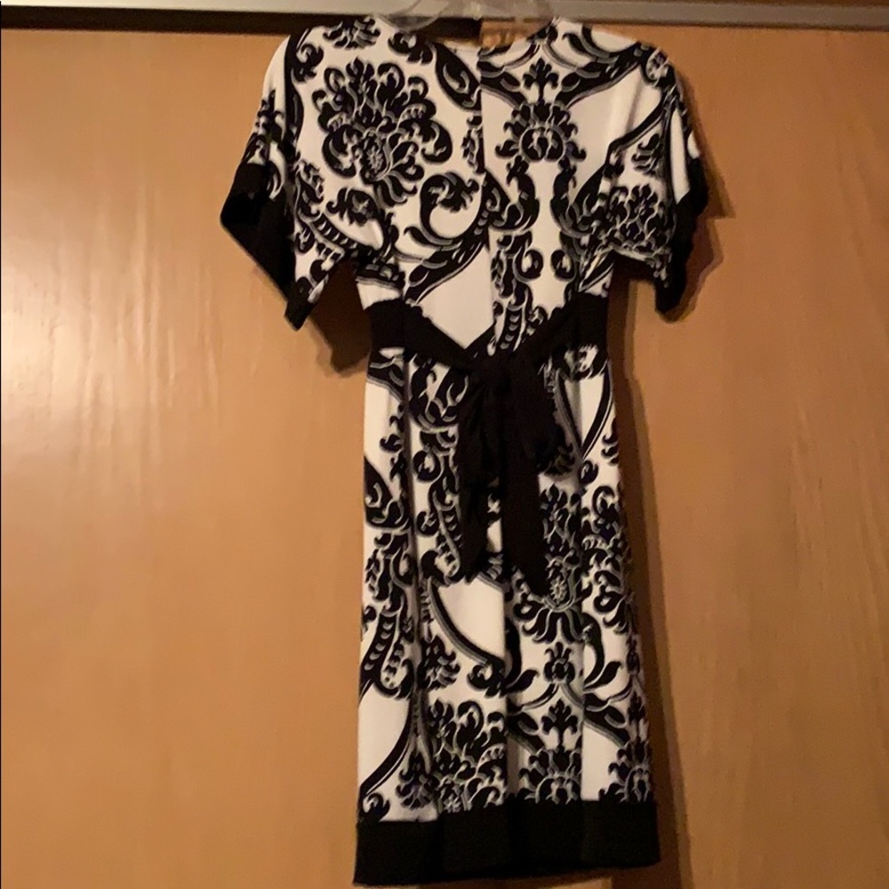 B&W Printed Dress - Picture 3 of 4